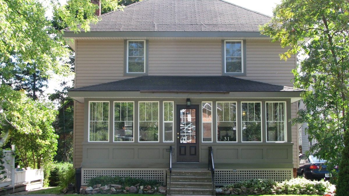 Algoma District House | Heritage Home in the Heart of Sault Ste Marie