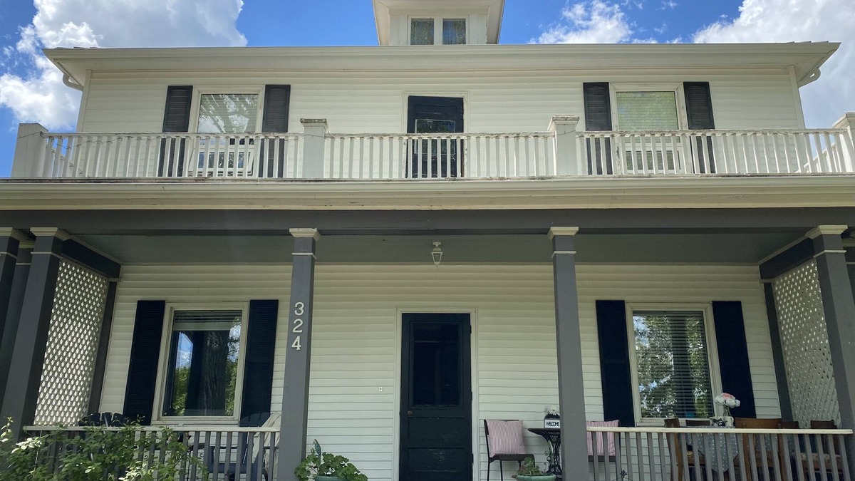 Lafleche House | Heritage House in Southwest Saskatchewan