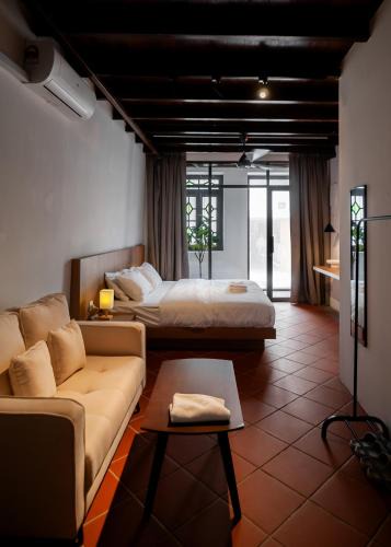 Historic George Town House | Heritage Villa by Aayu - 10 mins walk to Armenian St