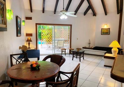 Same House | Hermosa casa frente a la playa