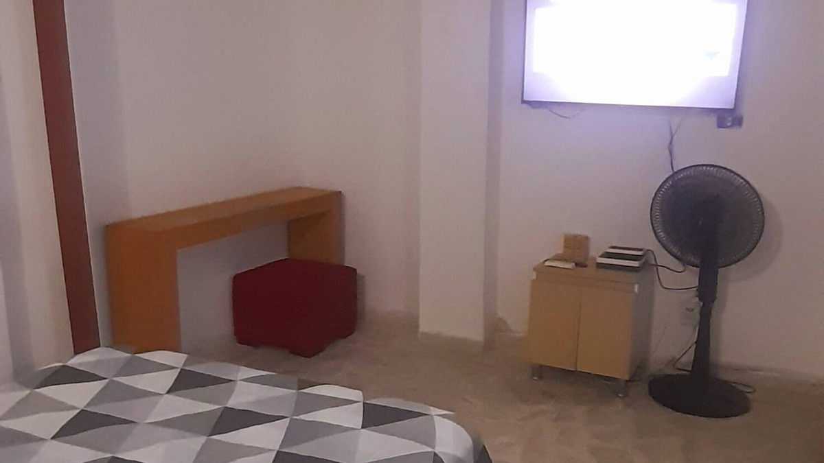 Metropolitana House | Hermosa Casa Para Huéspedes muy Central