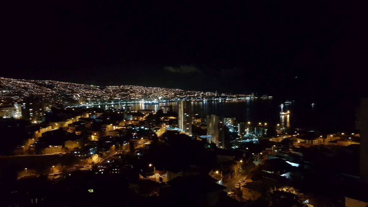 Placeres Apartment | Hermosa vista a bahía en completo departamento, Valparaíso