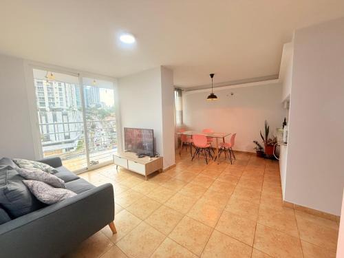 Panama City Apartment | Hermoso apartamento para sentirse como en casa