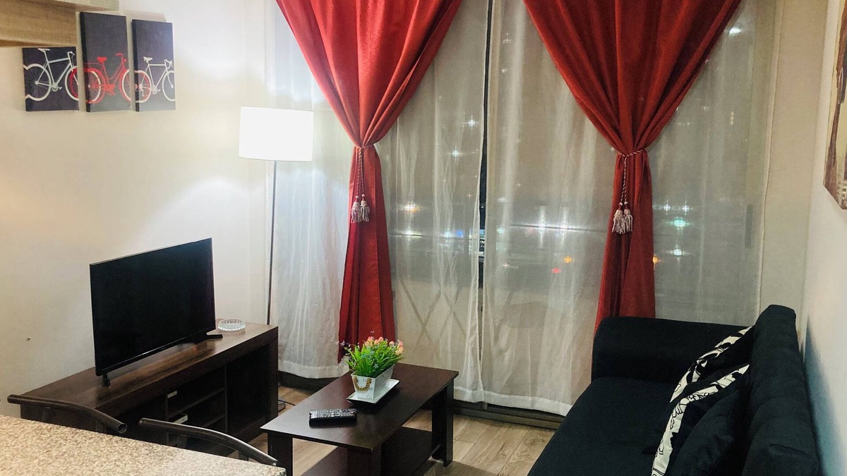 Las Rejas Apartment | Hermoso y cómodo departamento x4 excelente ubicación. Incluye estacionamiento.