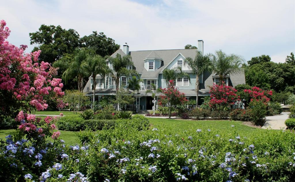 Mount Dora Bed & Breakfast | Heron Cay Lakeview Bed & Breakfast