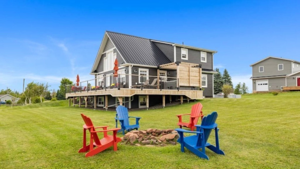 Bayview House | Heron House: A beautiful seaside retreat