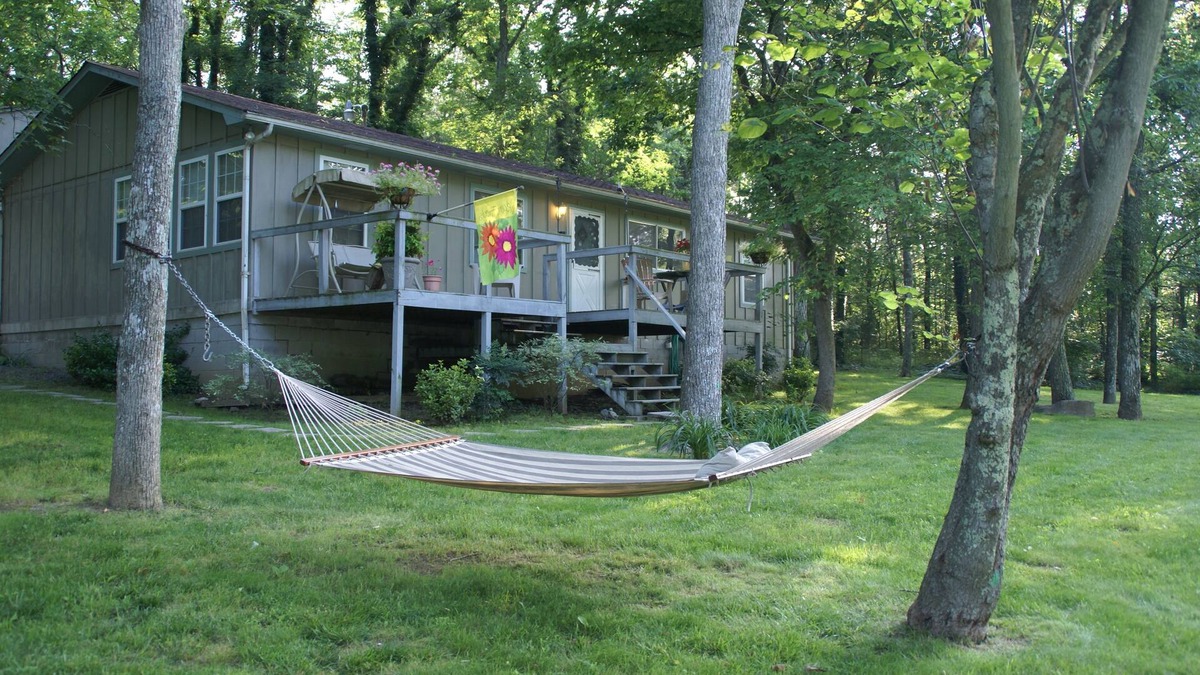 Lebanon Cabin | Heron's Landing - on Old Hickory Lake - 25 Miles from Nashville
