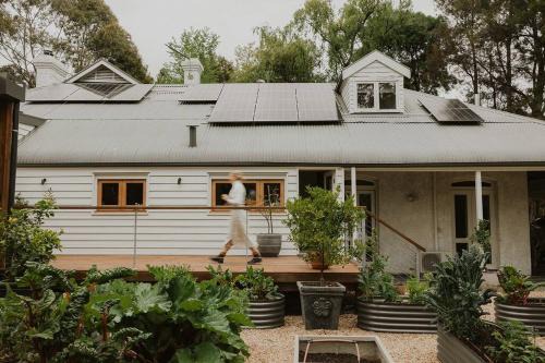 Willunga South House | Herrings House, an iconic designer nature retreat