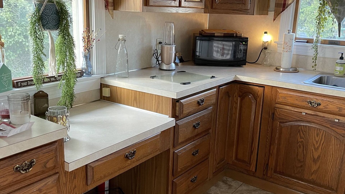 Palmyra House | Hershey Park and amenities 2 miles away!