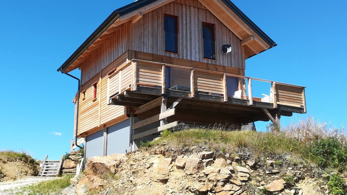 Bad Sankt Leonhard im Lavanttal House | "HERZBLUATHÜTTN" Arrive and feel good