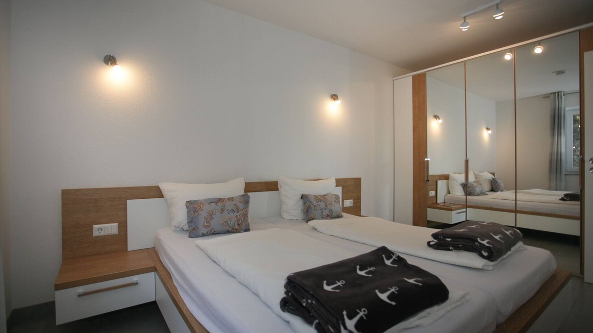 Unteruhldingen Apartment | Herzlich Willkommen in Unserer Ferienwohnung Sonnen-deck!