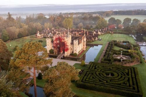 Hever House | Hever Castle Luxury Bed and Breakfast
