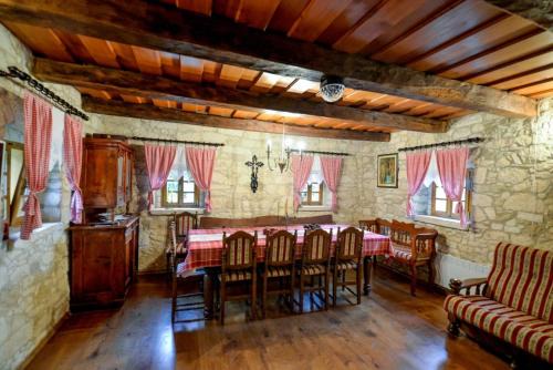 Vinica House | Hiža Golubić