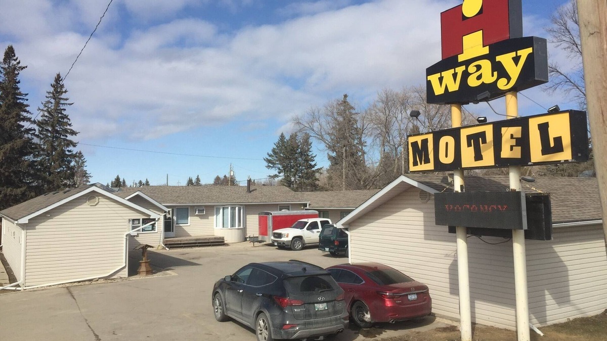 Portage La Prairie Hotel | Hi-Way Motel