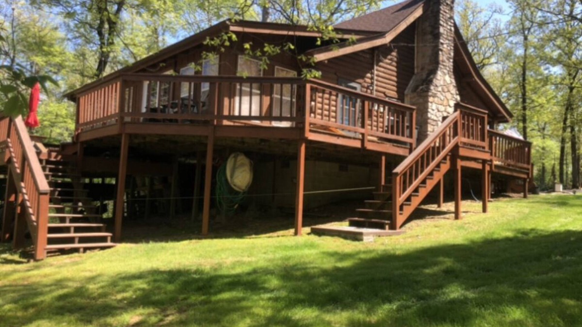 Mount Ida Cabin | Hickory Hill Cabins for Groups, families ,Surrounded by National Forests