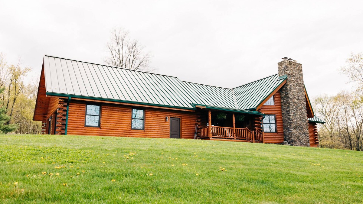 Alliance Cabin | Hickory Lane Farm is all you need for an amazing vacation!