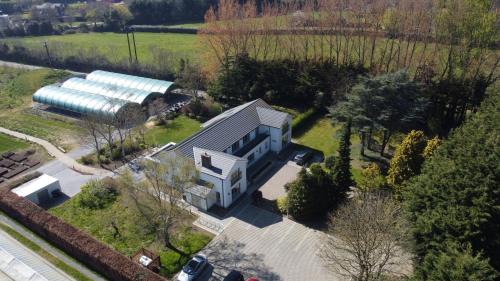 Malahide House | Hidden Acres- Deluxe Double & Single Room