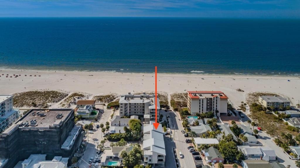 Clearwater Beach House | Hidden Beach Retreat