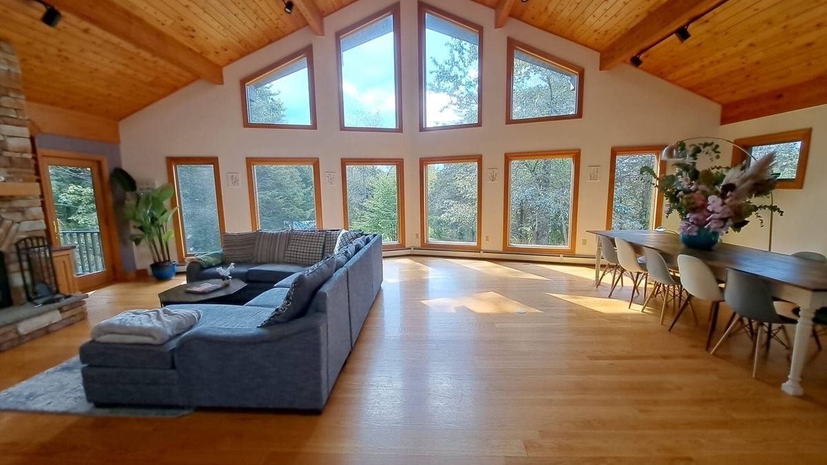 Salt Point House | Hidden Charm in Hudson Valley In Dutchess County