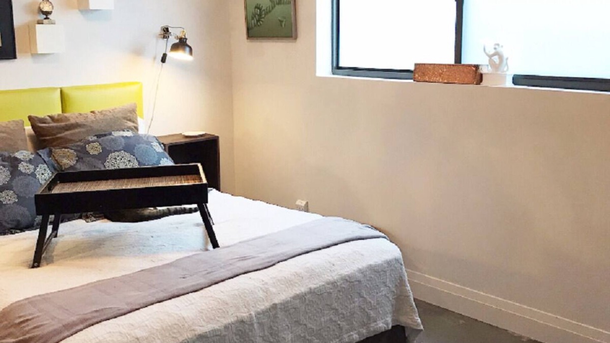 Kessler House | Hidden Cliff Private Suite in Bishop Arts Mid Century Resort