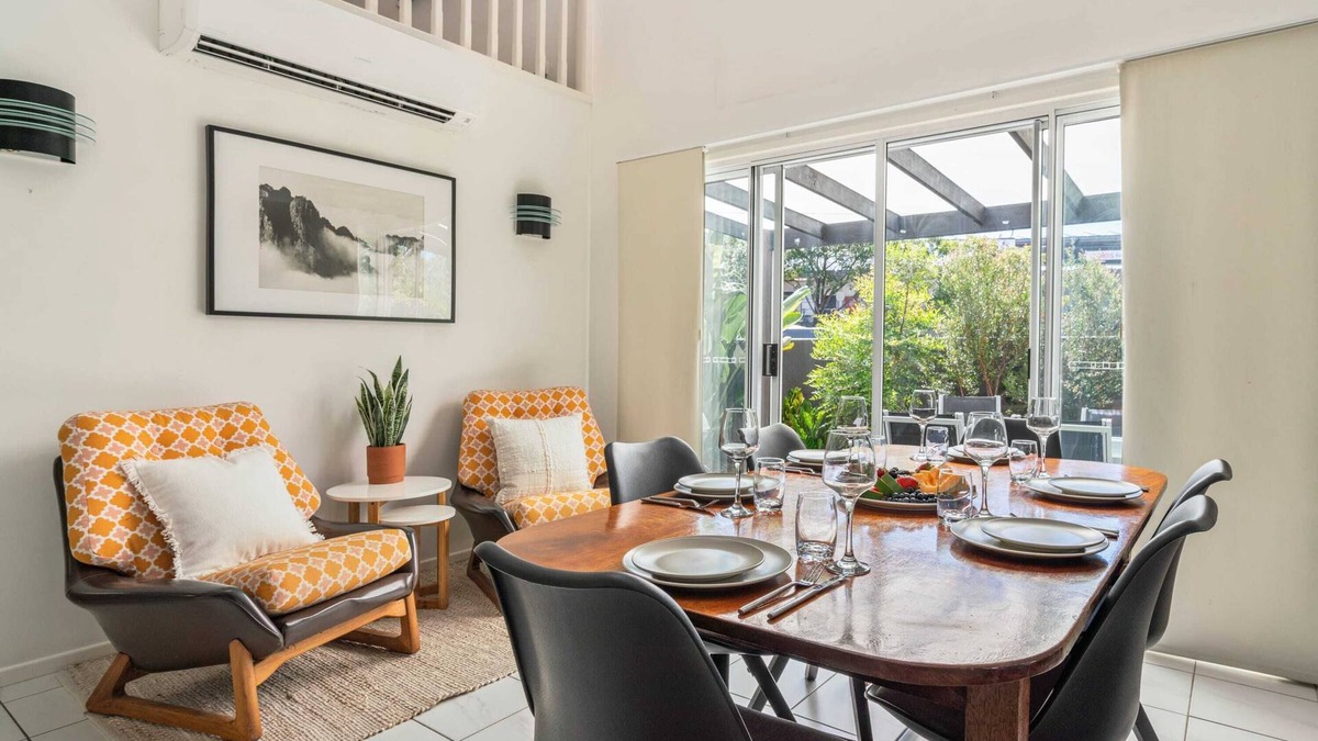 Mooloolaba House | Hidden Gem 200m from Mooloolaba Beach