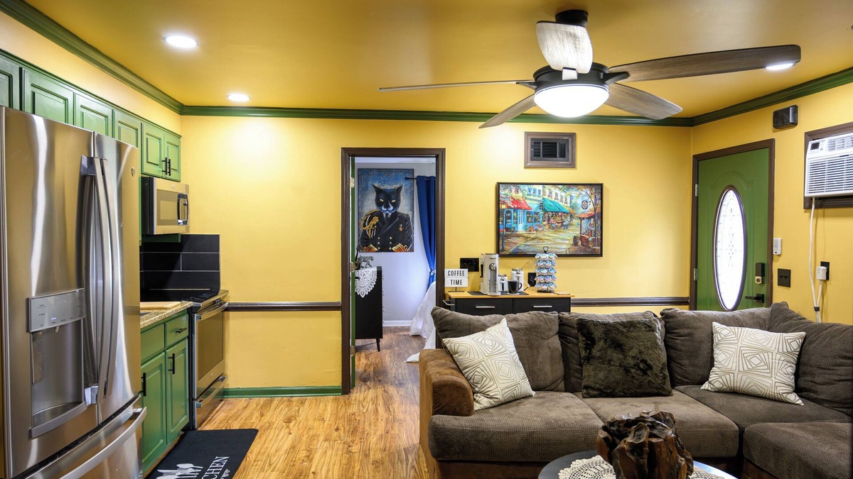 West Columbia Apartment | Hidden Gem 2BR, USC Visits & Ft. Jackson Grads 🪖Veteran-Owned 🪖