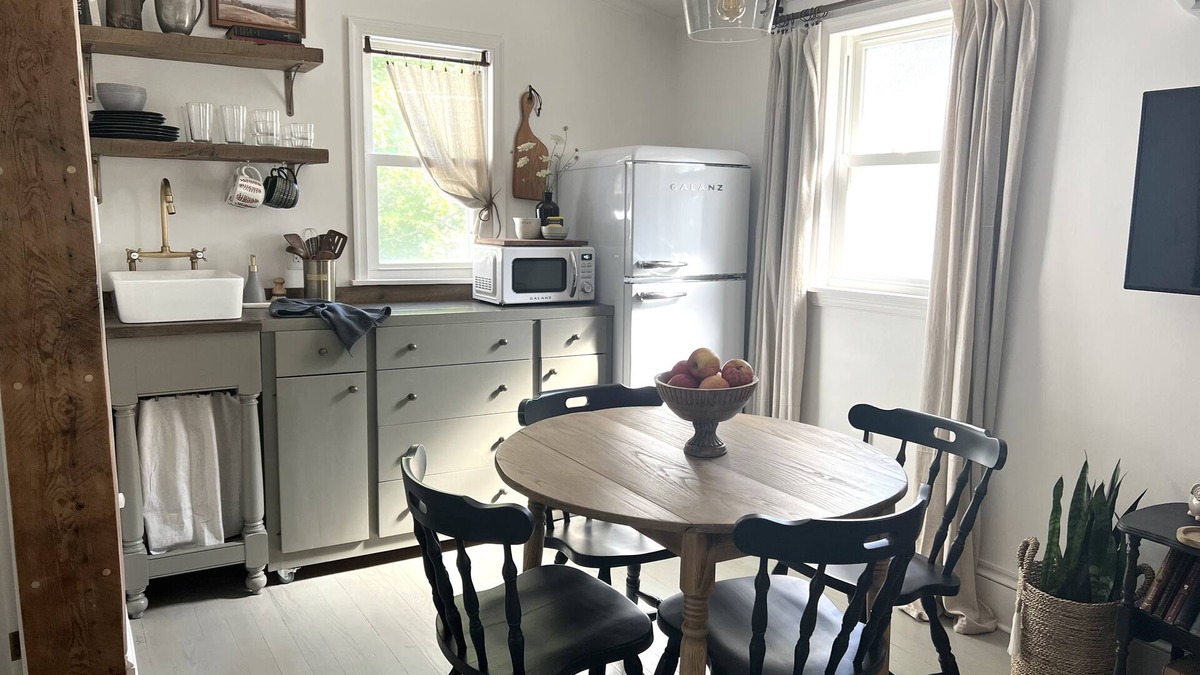 Hughesville Apartment | Hidden Gem: Cozy apartment in downtown Hughesville