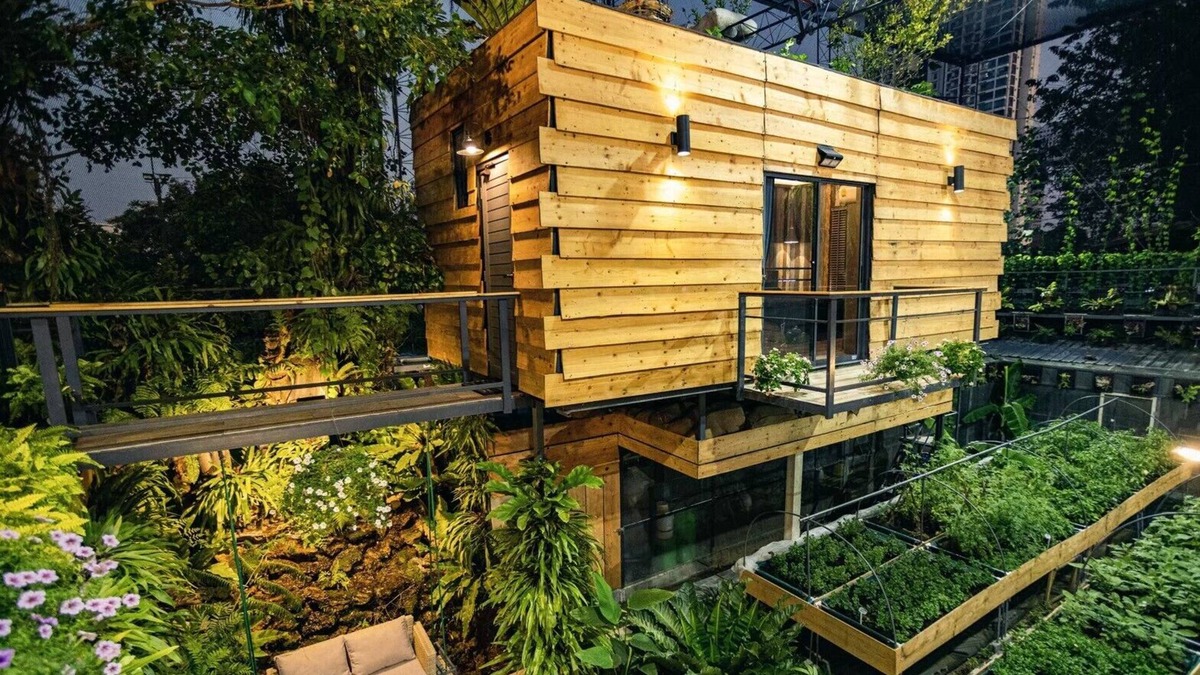 Chatuchak Cabin | Hidden gem in BKK! Treehouse-styled cabin in a lush private aviary-Pet Friendly!
