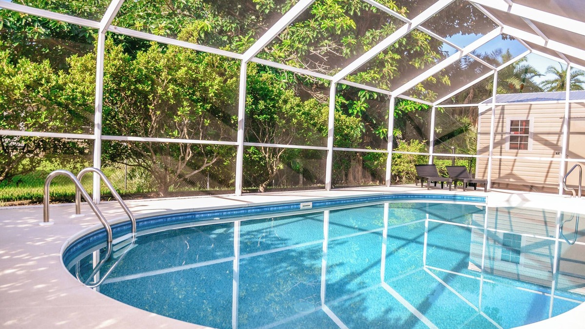 Fort Myers House | Hidden Gem in Ft. Myers w/Heated Pool. Perfect for Family Getaway. Pet-friendly