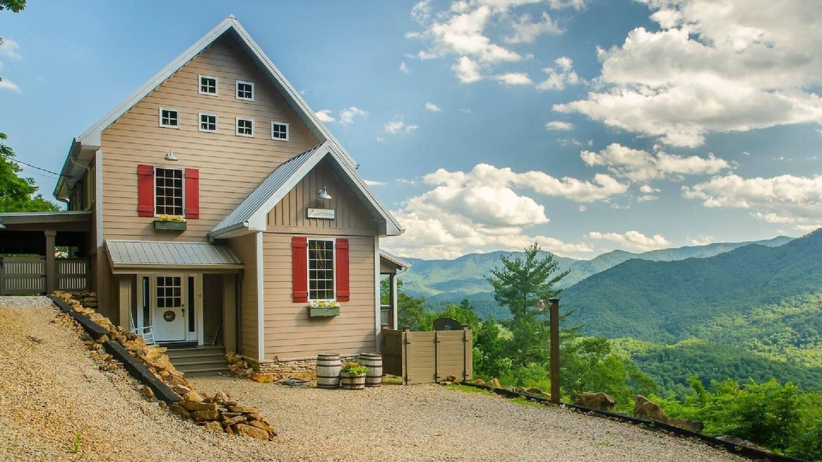 Franklin Cabin | Hidden Gem in the Smokies - Awenasa