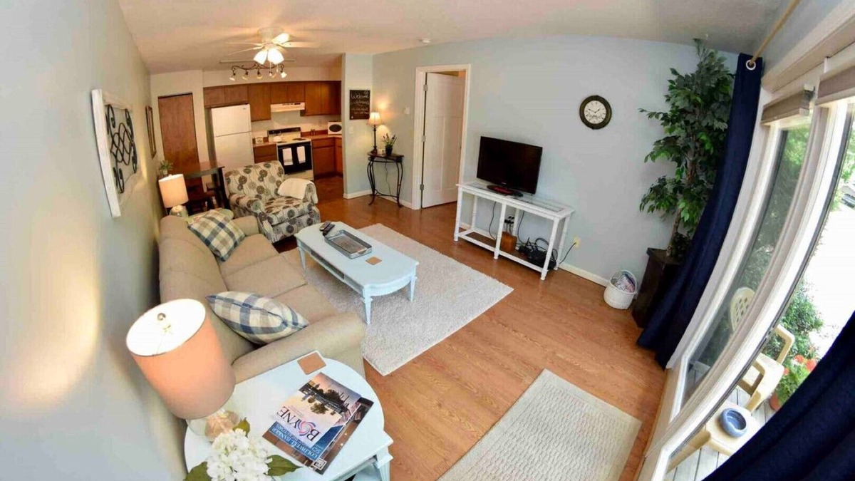 Walloon Lake Apartment | Hidden Gem in Walloon Village