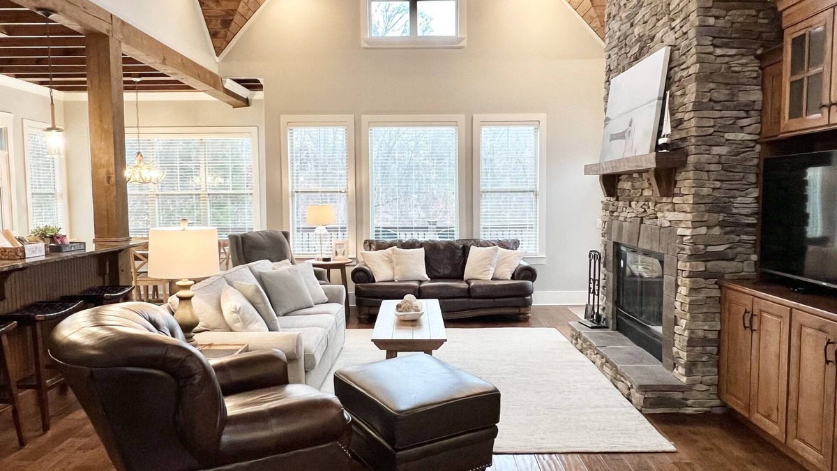 Spring City House | Hidden Gem Lakeside Retreat w/Private Dock & Slip