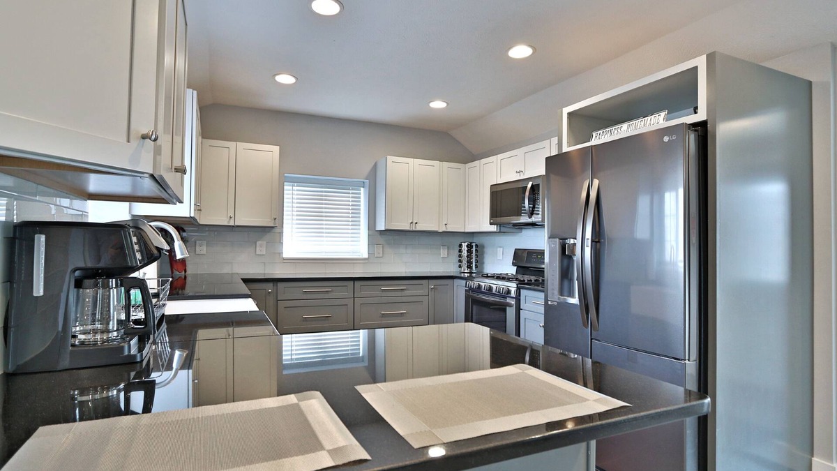 Little Italy House | Hidden Gem of Little Italy - Walk DT/Near Zoo