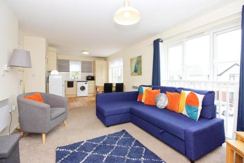 Ollerton Apartment | Hidden Gem of Newark - Sleeps 6
