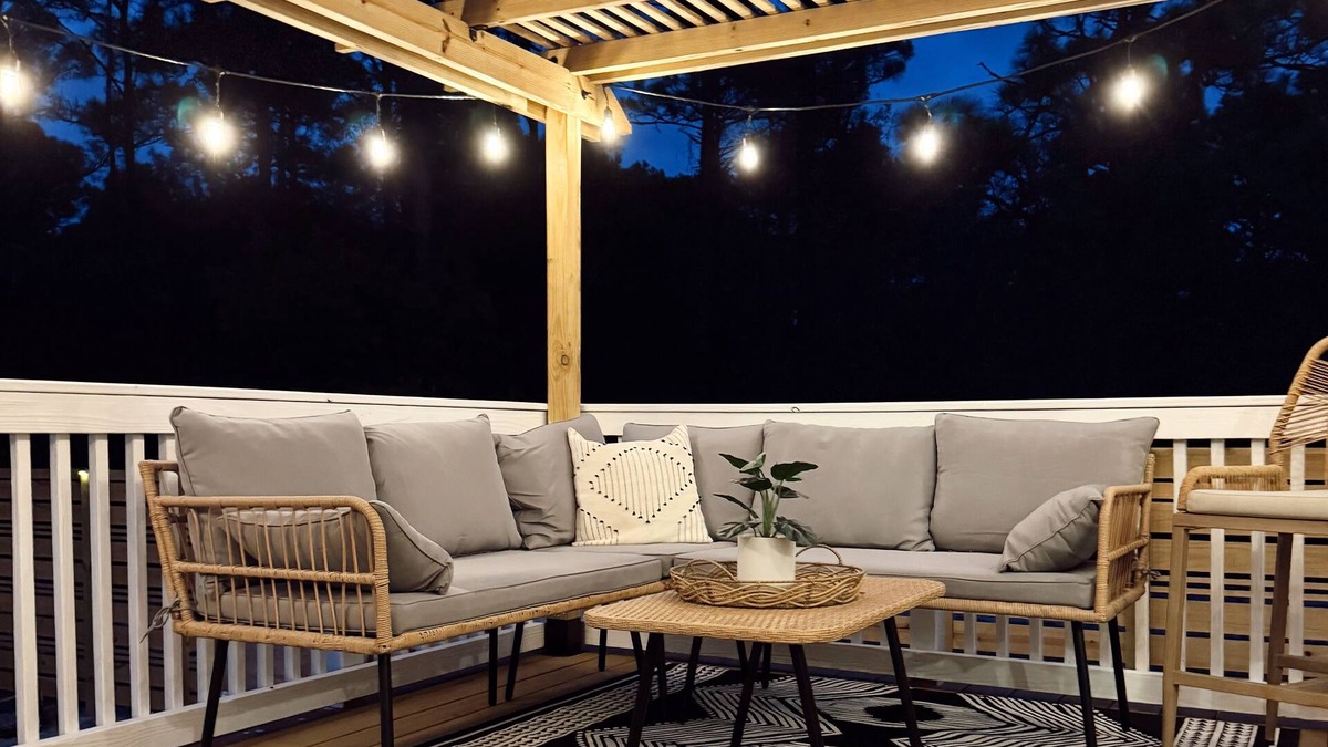 Bayshore Cottage | Hidden gem on 4 acres w/hot tub