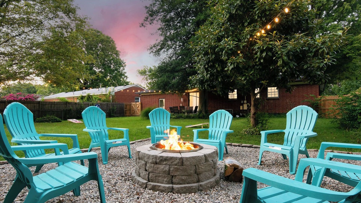 Hikes Point House | Hidden Gem: Stylish Comfort, Prime Location