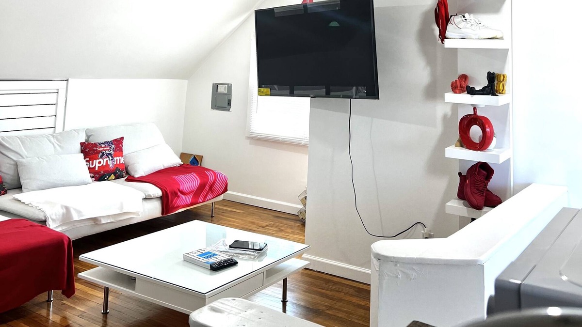 Middletown Apartment | Hidden Gem