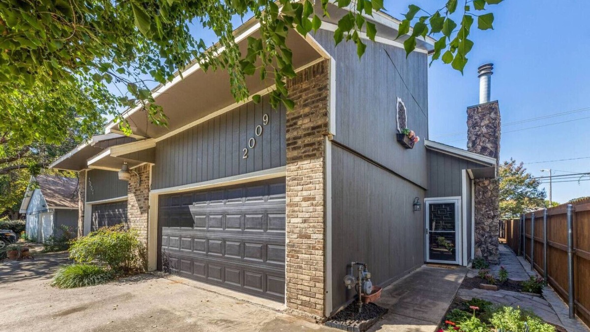 West Arlington House | Hidden gem w/hot tub >10 mins to AT&T stadium
