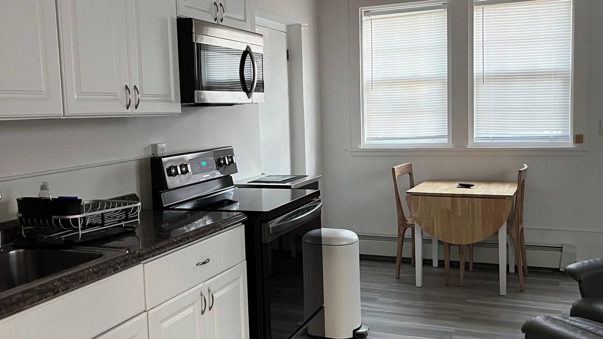 Hampton Bays Cottage | Hidden Hideaway - Close to All