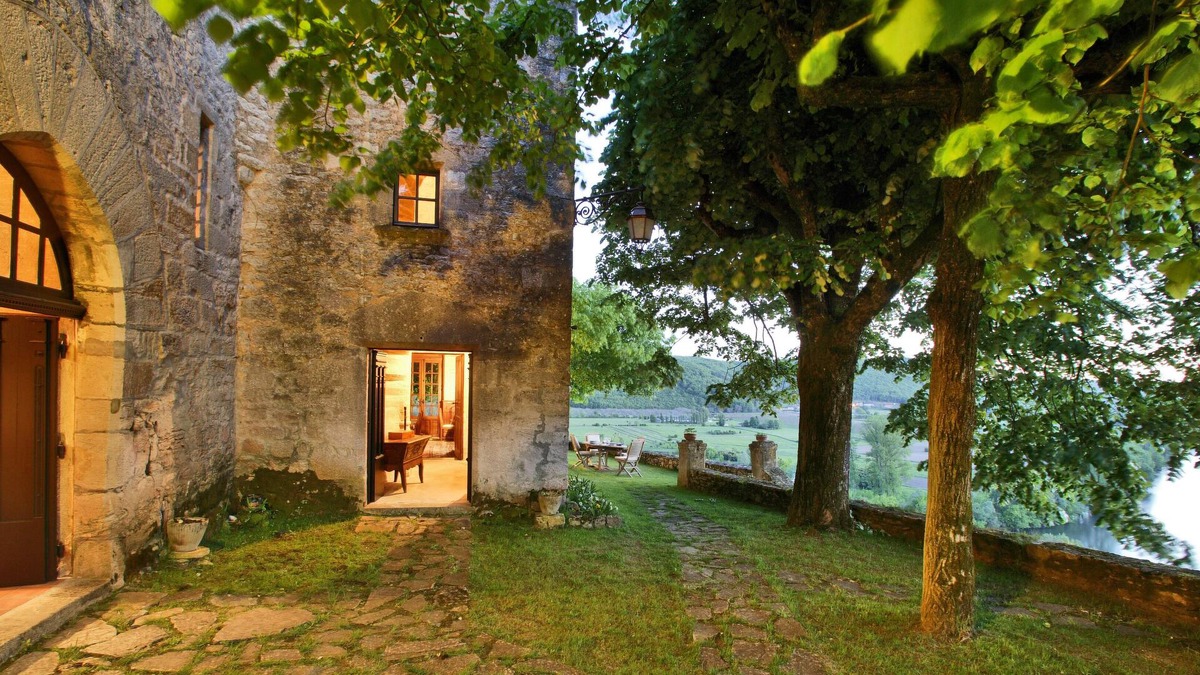 Beynac-et-Cazenac Other | HIDDEN MANOR HOUSE WITH POOL AND MAJESTIC VIEWS OVER THE DORDOGNE