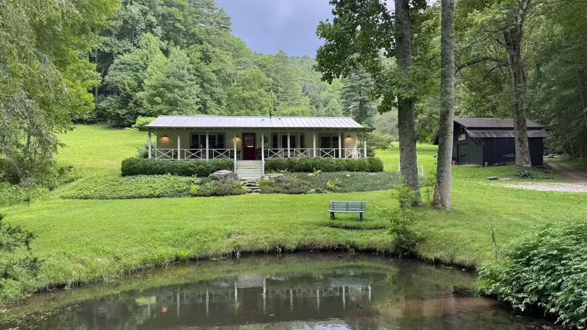 Franklin House | Hidden Meadow Mountain Cottage w/Farm Animals