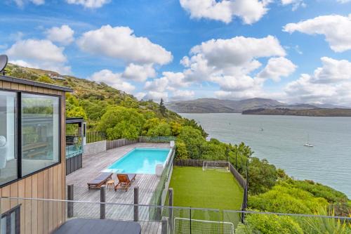 Christchurch District Apartment | Hidden Paradise in Christchurch