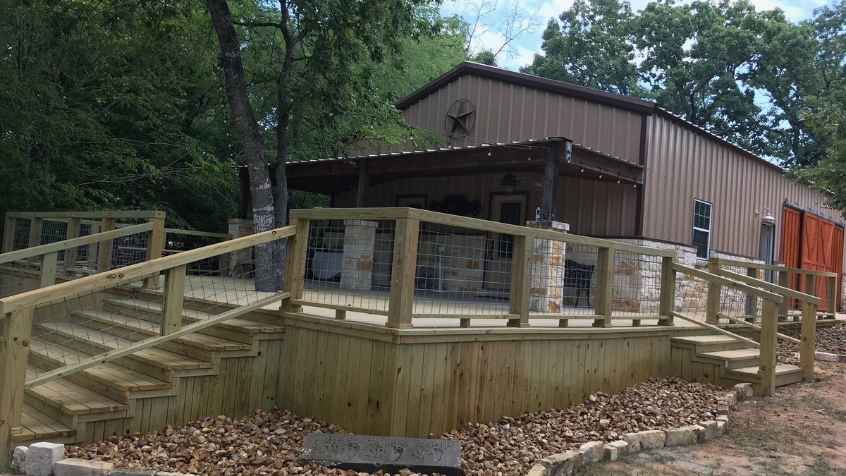 Robertson County House | Hidden Piece of Heaven on Lake Limestone