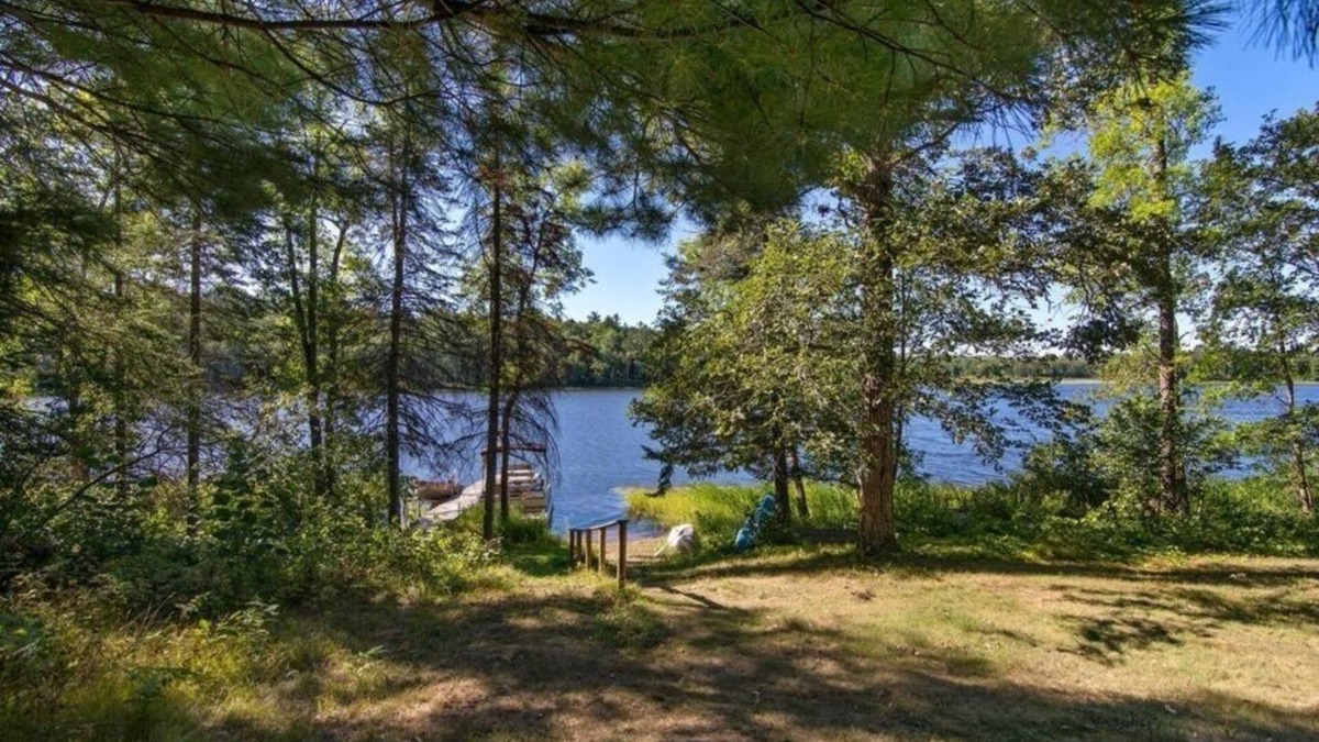 Emily Cabin | Hidden Pines Lakefront Family Home with WIFI only 2.5 hours from the Twin Cities