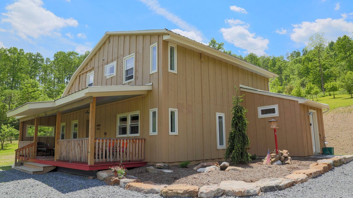Bellefonte Cabin | Hidden Ridge - A quiet mountain area