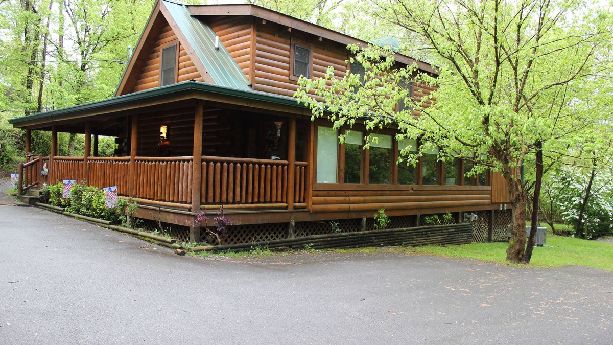 Pigeon Forge Cabin | Hidden Treasure in the heart of Pigeon Forge