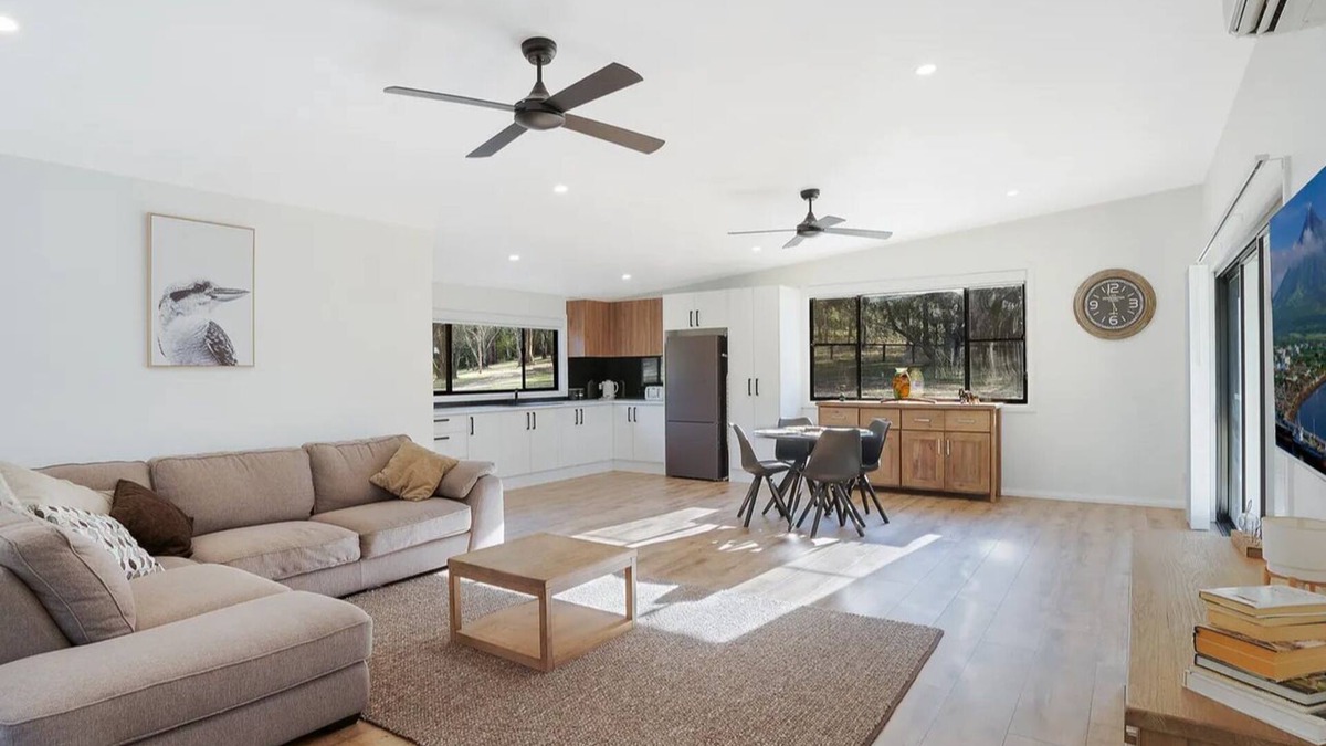 Ellalong Cottage | Hidden Valley Country Cottage