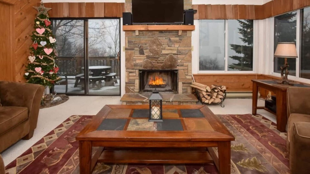 Hidden Valley Condo | Hidden Valley Summit, Slope side with a view