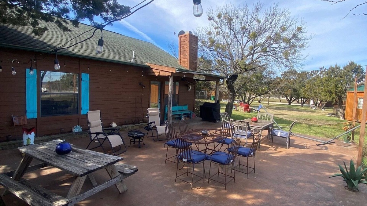 Palo Pinto County Cabin | Hide Away Cabin minutes from Hell's Gate