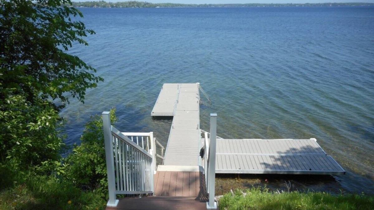 Pelican Rapids Cabin | Hideaway Beach on Big Pelican Lake